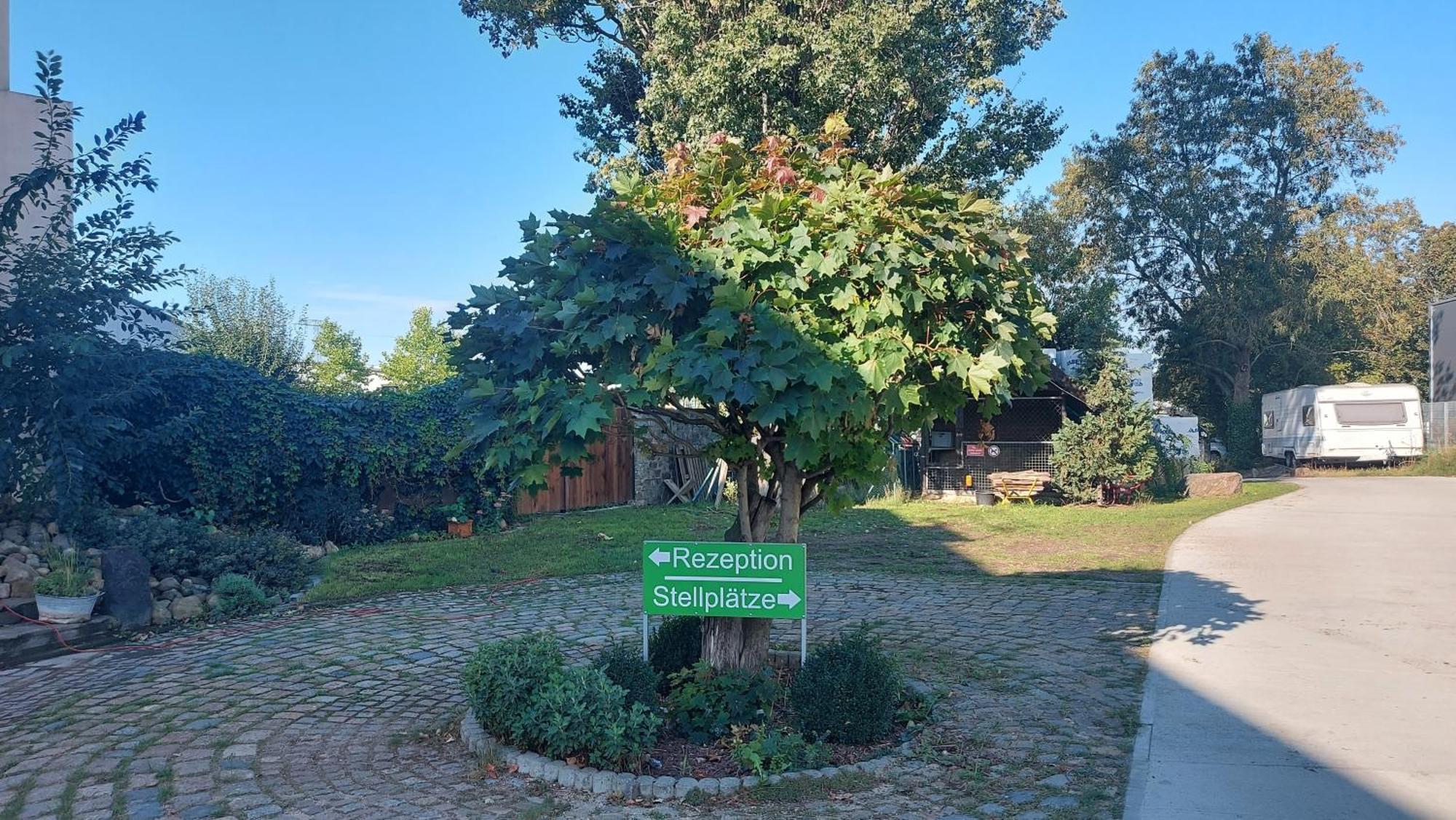 Leipzig Ferienwohnung In Ruhiger Lage Экстерьер фото