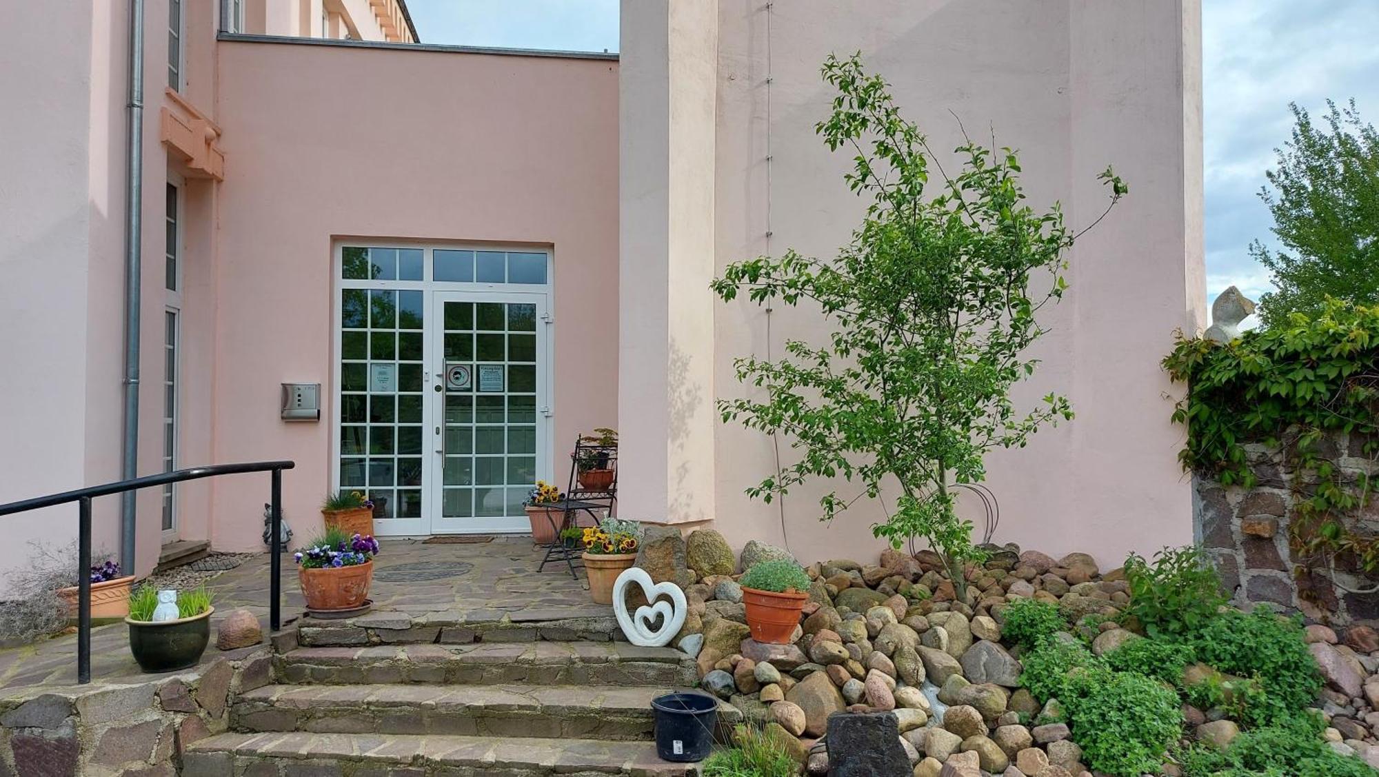 Leipzig Ferienwohnung In Ruhiger Lage Экстерьер фото